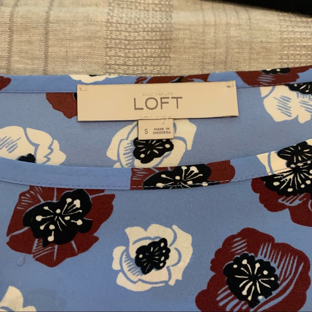LOFT Patterned Top - Picture 2 of 2
